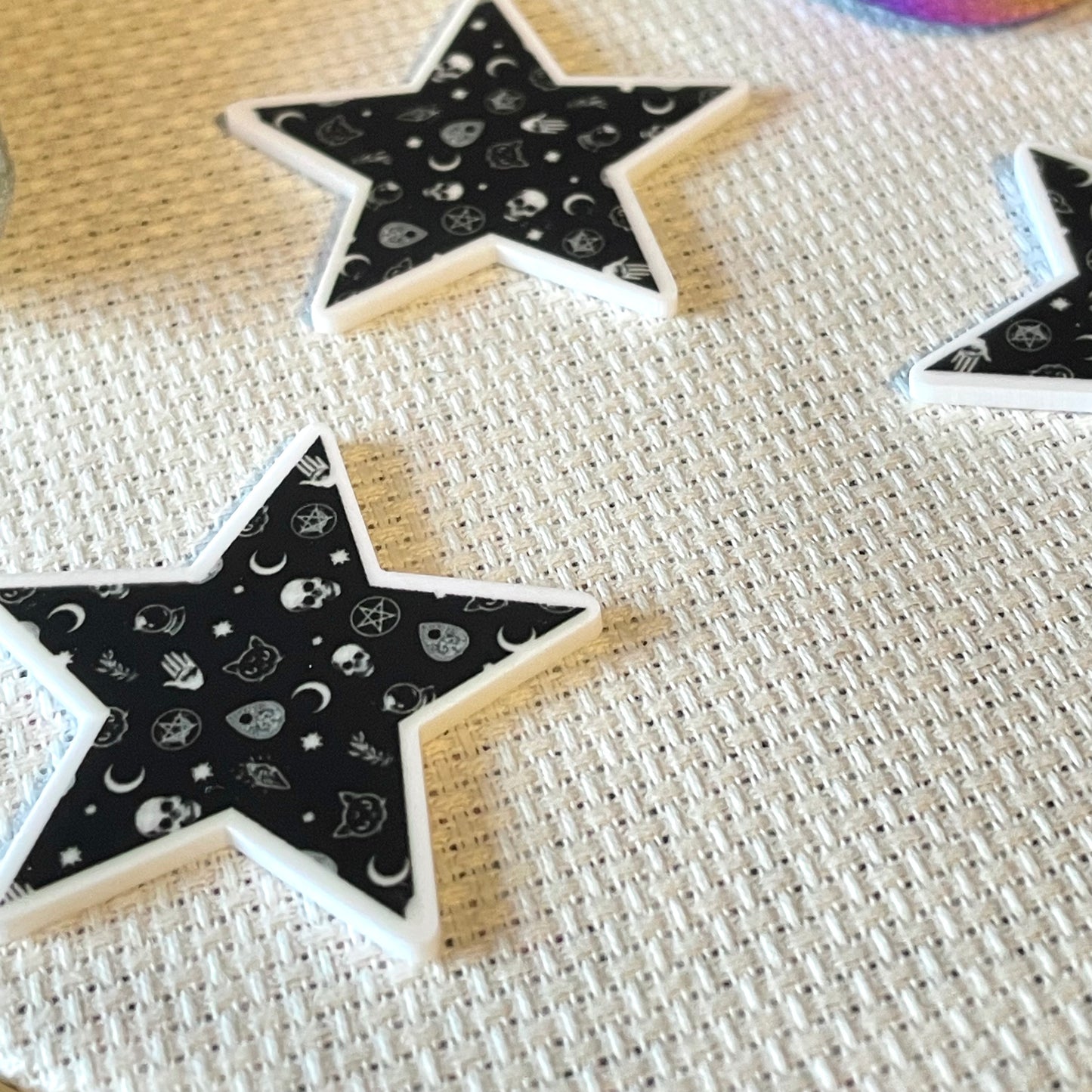 Spooky Star Needle Minder