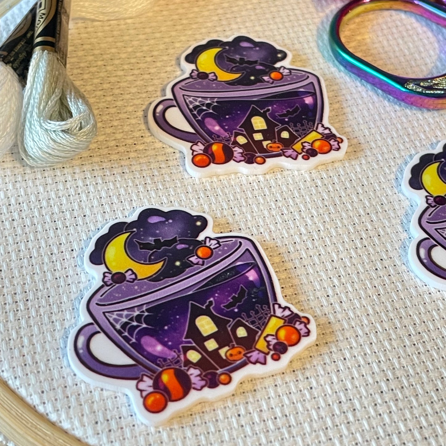 Spooky Cup Needle Minder