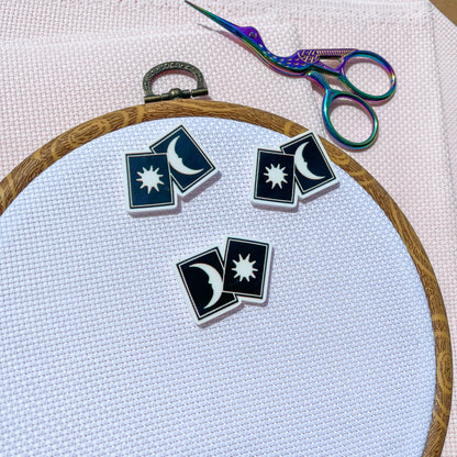 Cards Needle Minder