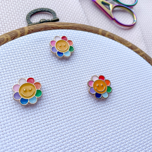 Happy Flower Needle Minder